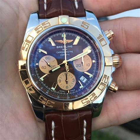 breitling chronomat b01 two tone